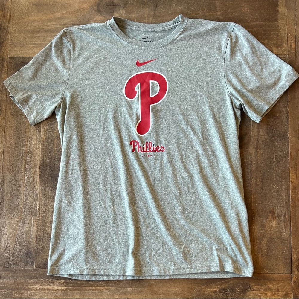 Nike Phillies Shirt Men’s Large
